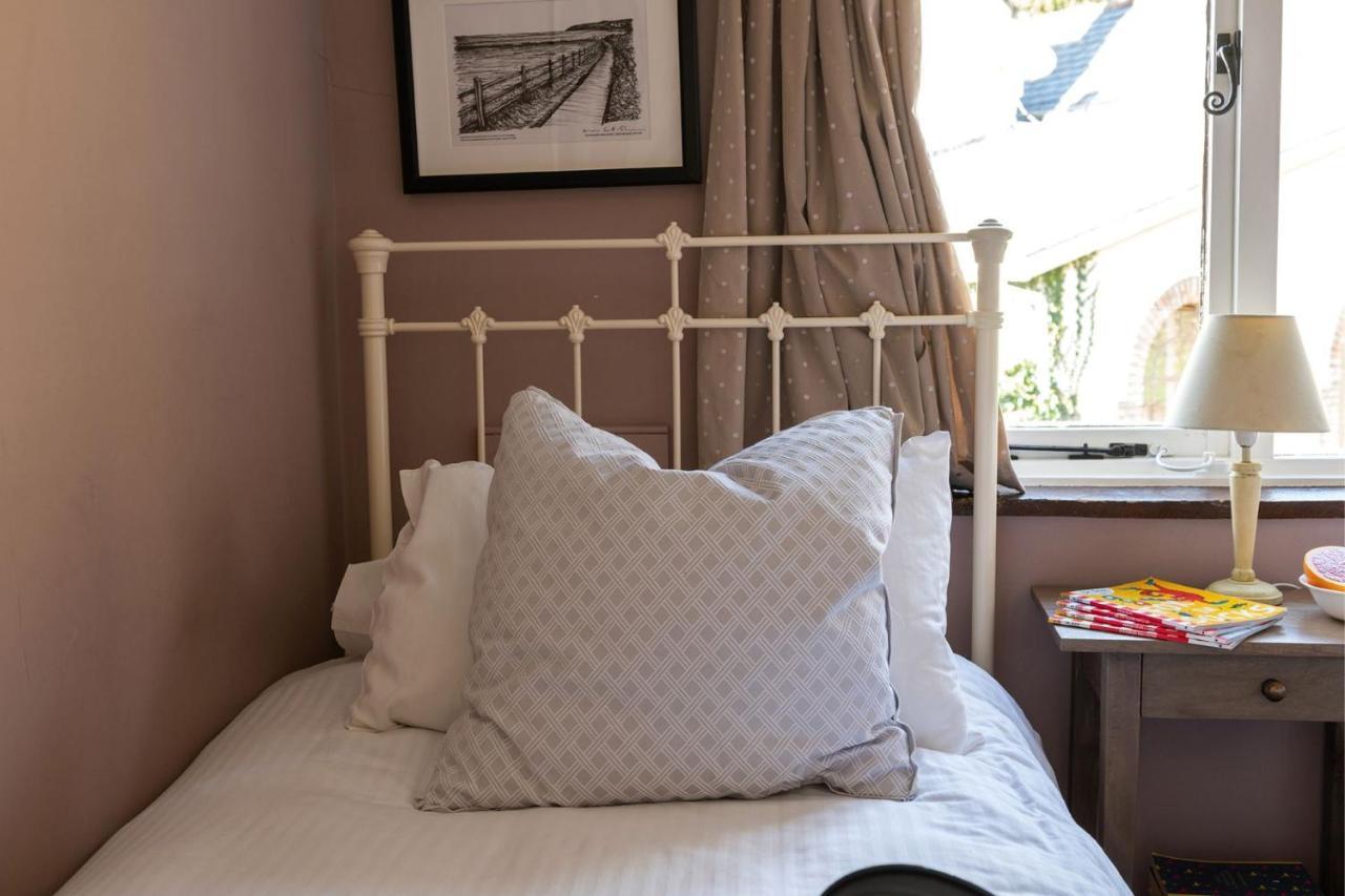 Rosefinch Cottage Ilfracombe Buitenkant foto